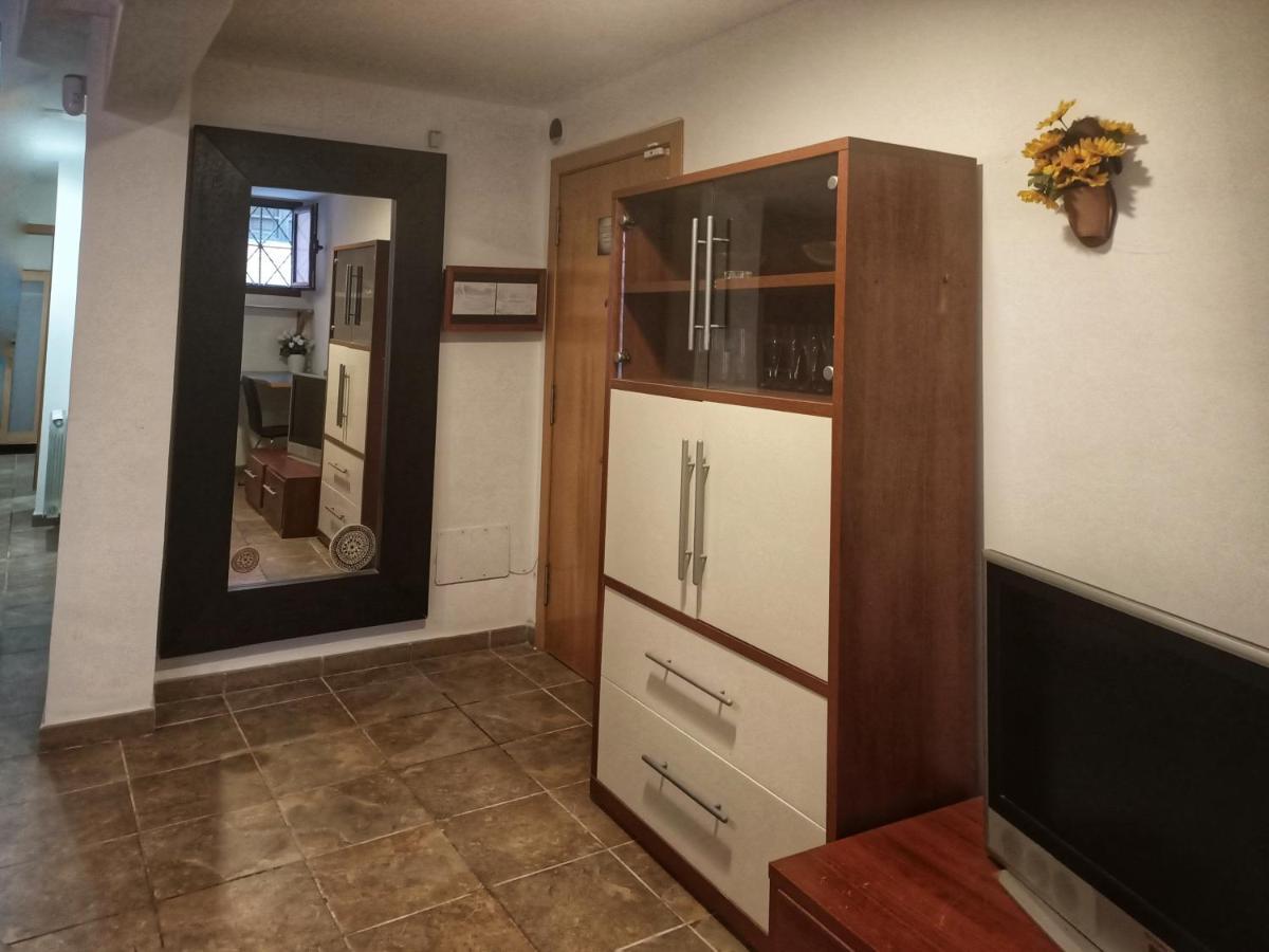 Beautiful Apartment In The Historic Neighbourhood Tarragona Exteriör bild